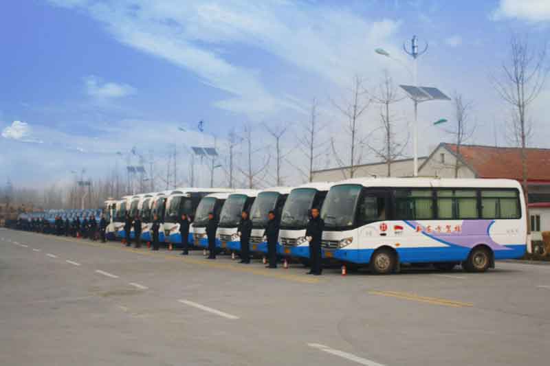 标准化大型教练车